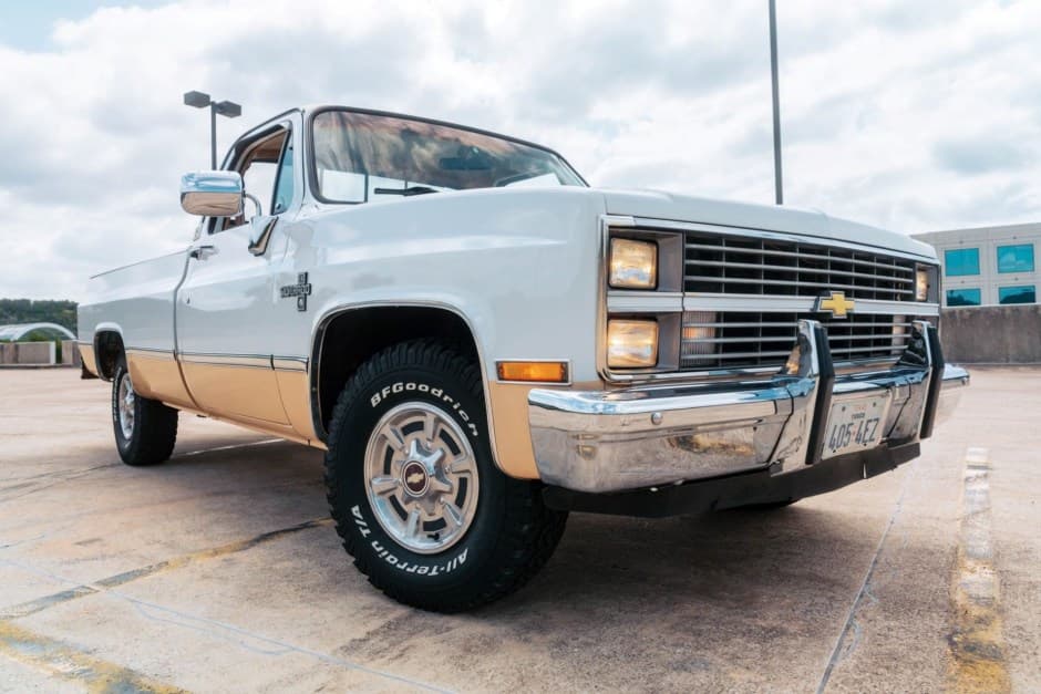 1984 Chevrolet C/K (1973-1991) sold for $15,250