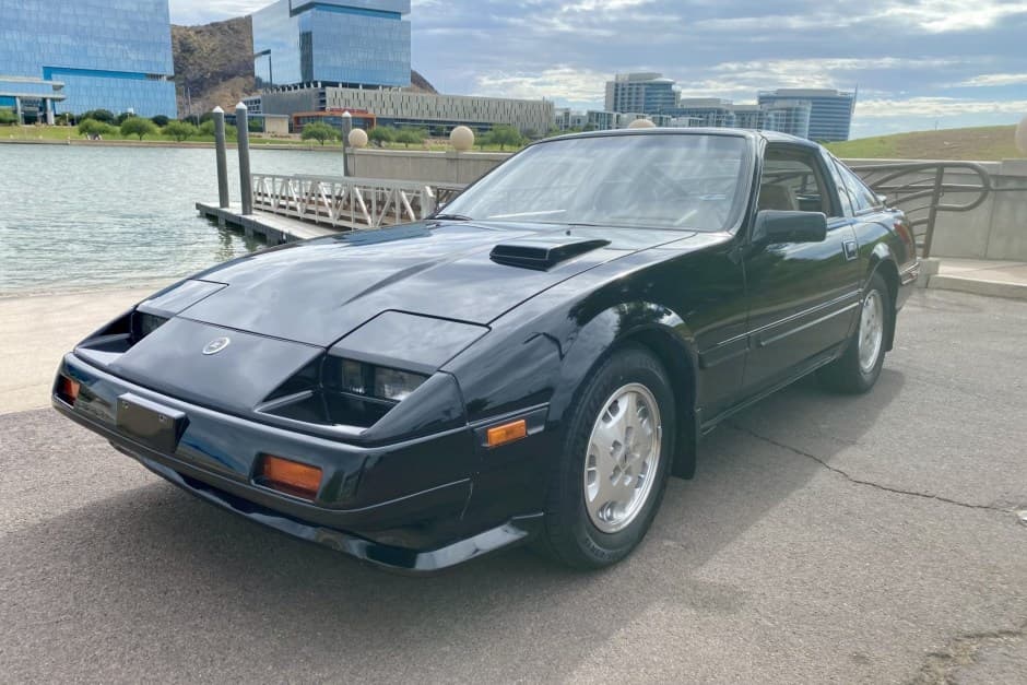 1984 Nissan Z31 300ZX sold for $16,500