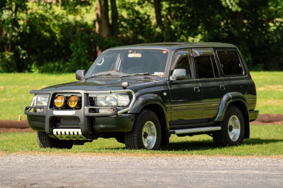 1994 Toyota Land Cruiser 80-Series sold for $11,750