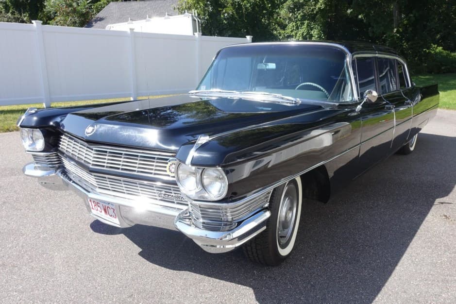 1965 Cadillac Series 75/Fleetwood sold for $21,250
