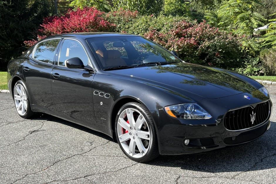 2013 Maserati Quattroporte sold for $21,500