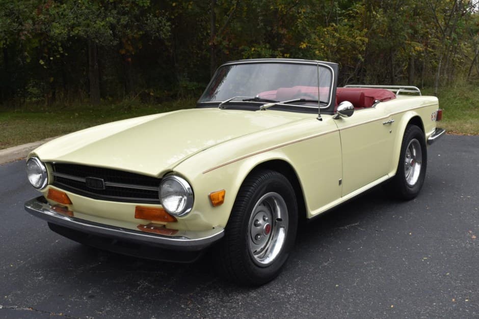 1973 Triumph TR6 sold for $18,750