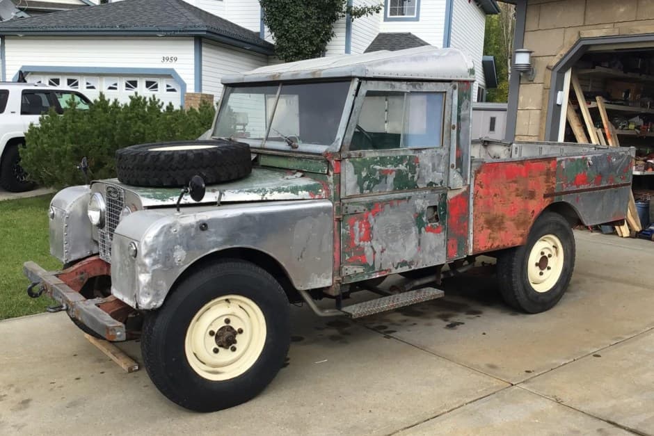 1954 Land Rover Series 109 sold for $9,500