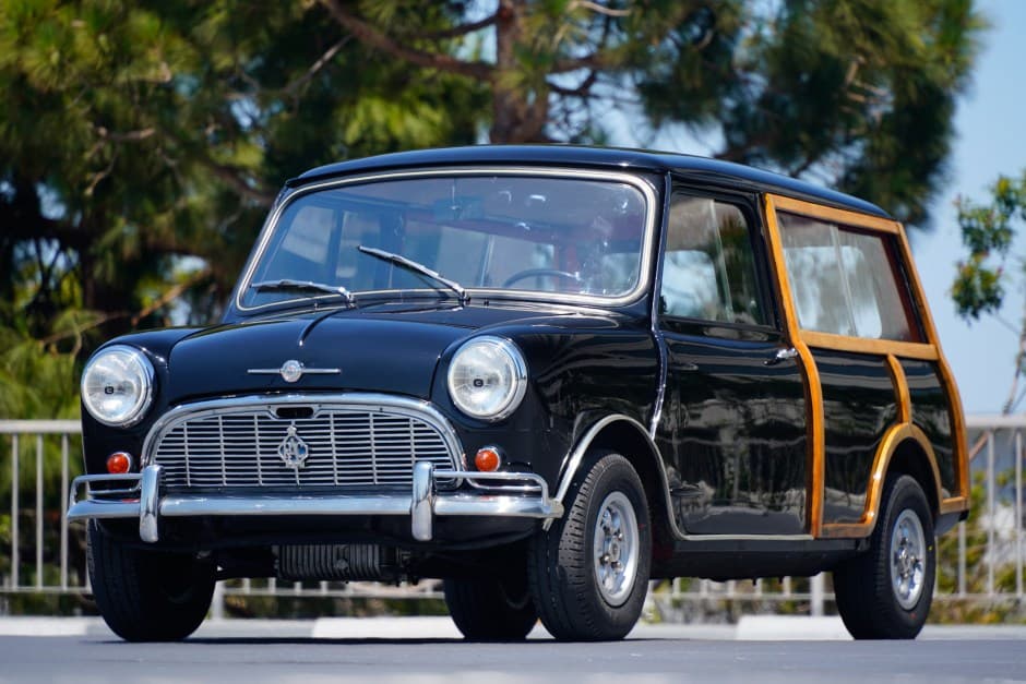 1963 Mini Mk I & Mk II sold for $24,000