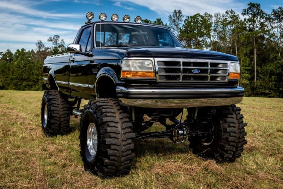 1993 Ford F-Series 1992-1997 sold for $34,669