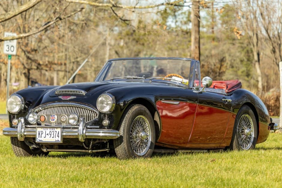 1963 Austin-Healey 3000 sold for $34,000