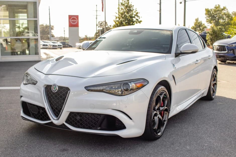 2018 Alfa Romeo 952 Series Giulia sold for $37,074