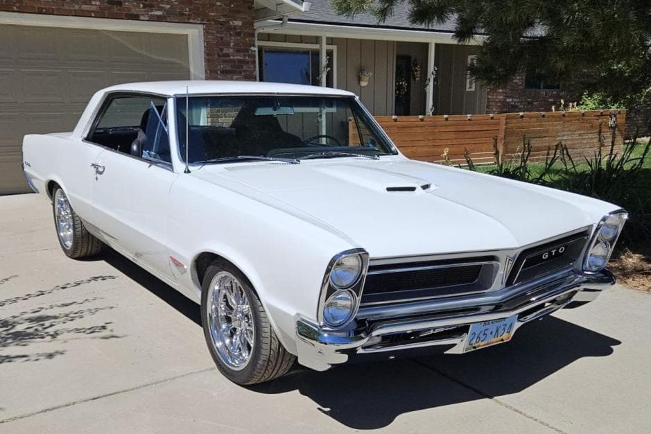 1965 Pontiac GTO sold for $30,500