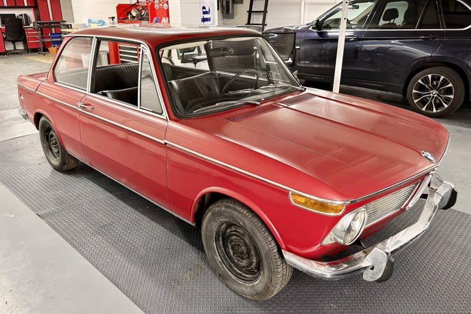 1967 BMW 1600 & 1602 sold for $8,068