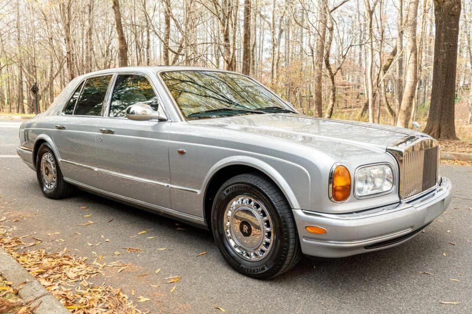1999 Rolls-Royce Silver Seraph sold for $23,000