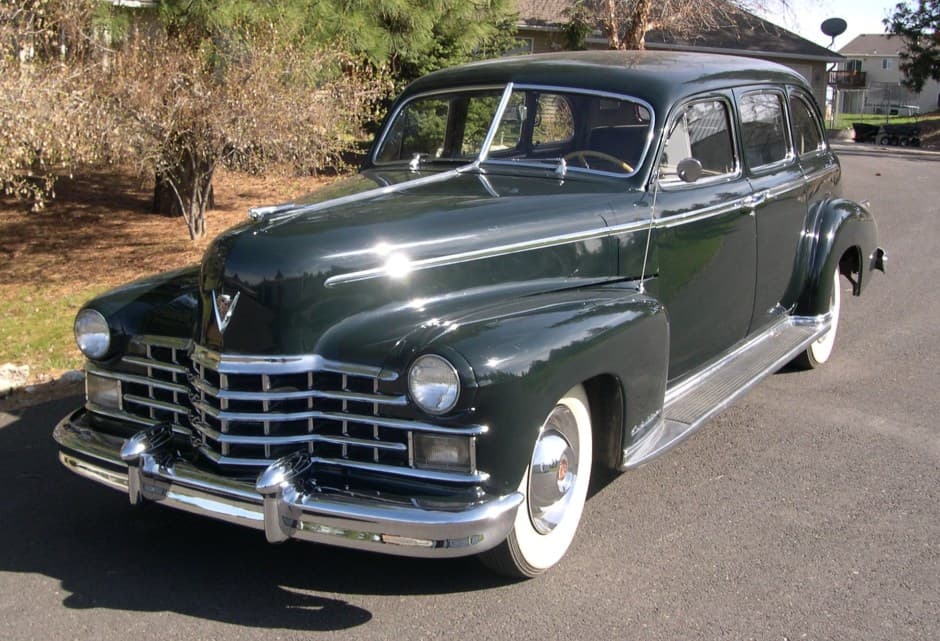1947 Cadillac Series 75/Fleetwood sold for $15,000
