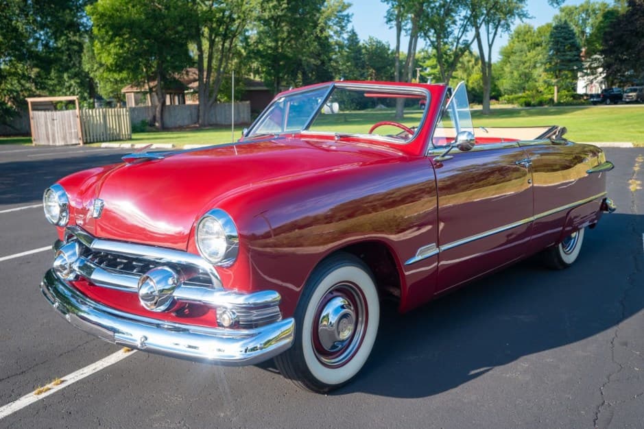 1951 Ford Shoebox sold for $23,500
