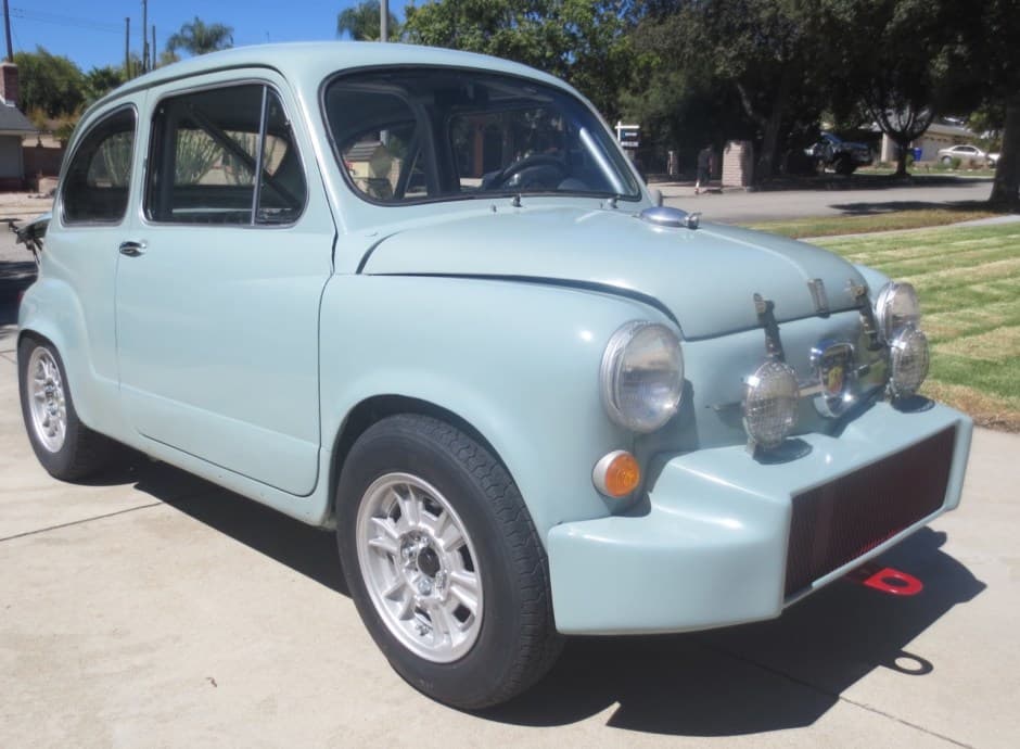 1964 Fiat 600 Sedan sold for $11,500