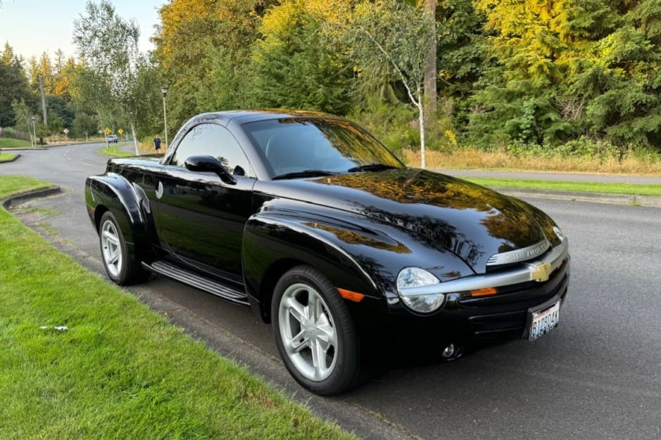 2005 Chevrolet SSR sold for $28,500