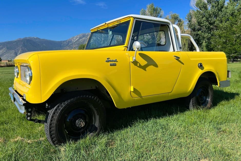 1961 International Harvester Scout sold for $22,000