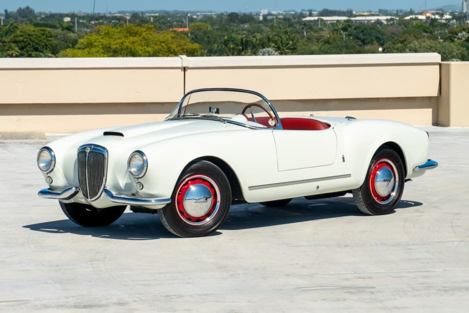 1955 Lancia Aurelia sold for $600,000