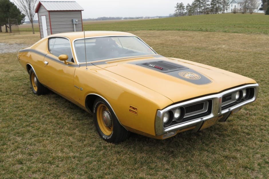 1971 Dodge Super Bee sold for $30,000