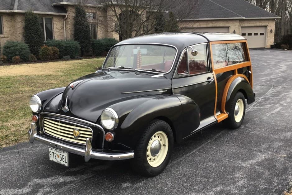 1966 Morris Minor sold for $15,200