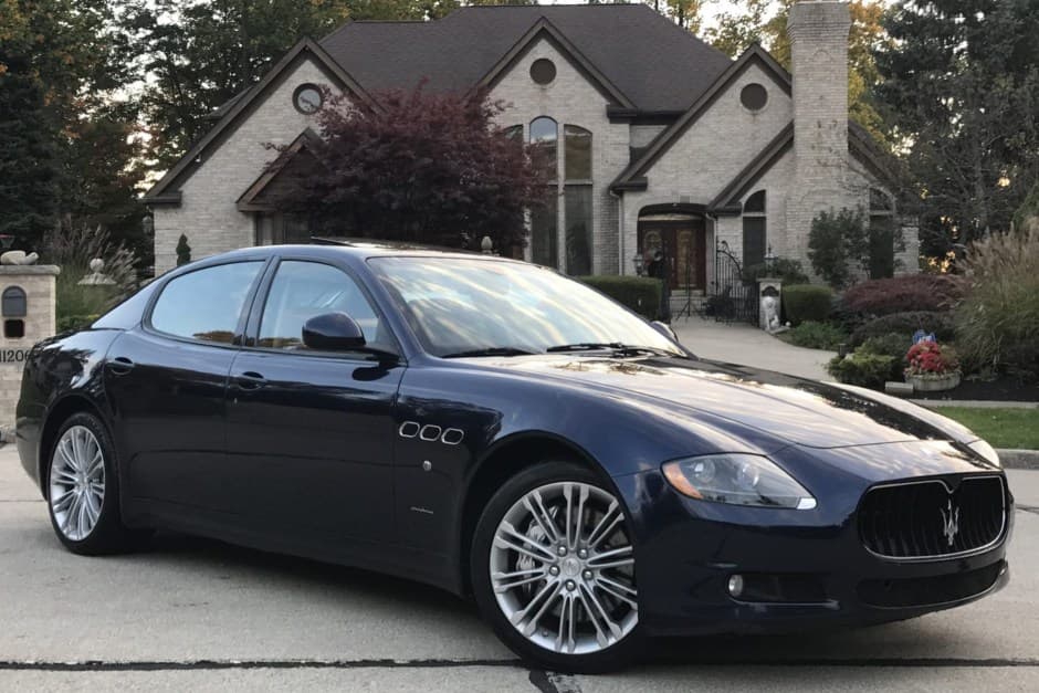 2012 Maserati Quattroporte sold for $29,000