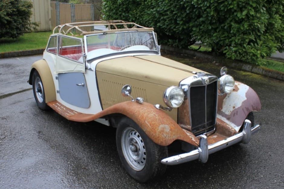 1953 MG TD sold for $2,499