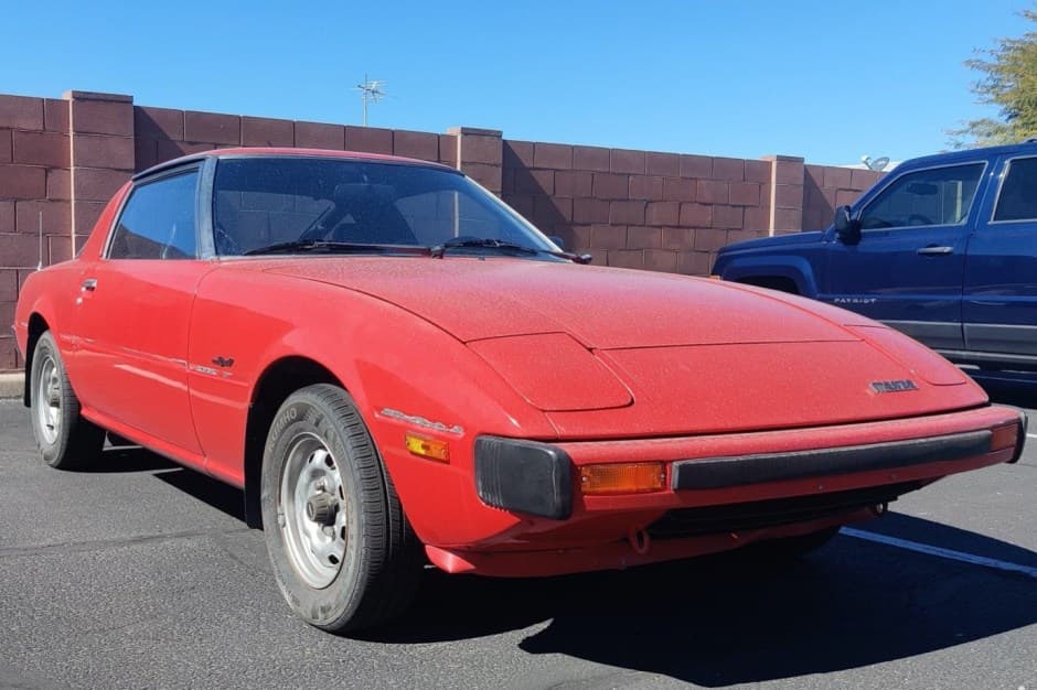 1979 Mazda RX-7 FB sold for $5,250