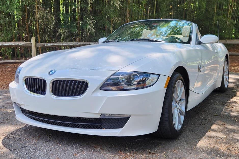 2007 BMW Z4 Roadster E85 sold for $11,000