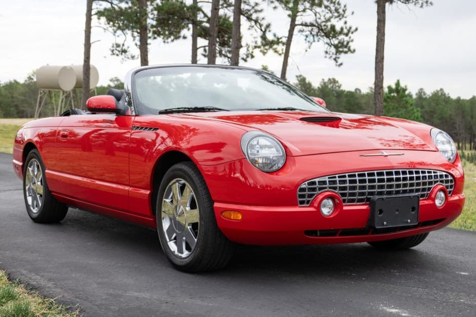 2002 Ford Thunderbird (2002-2005) sold for $21,000