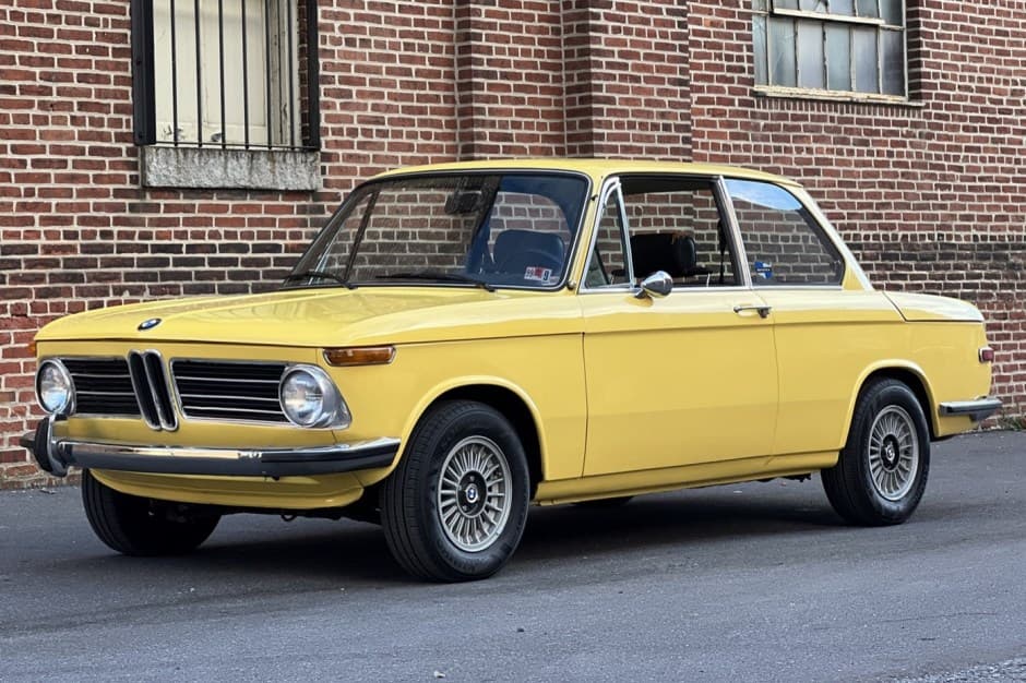 1971 BMW 2002tii sold for $17,000