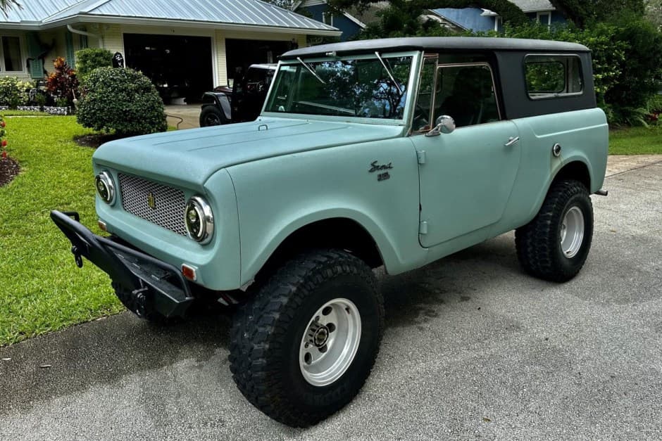 1965 International Harvester Scout sold for $21,250