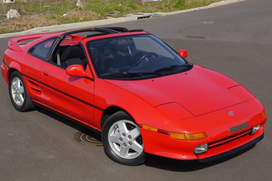 1993 Toyota SW20 MR2 sold for $32,000