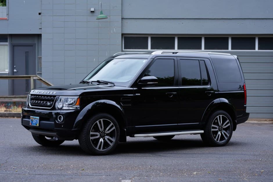2016 Land Rover LR4 sold for $28,250