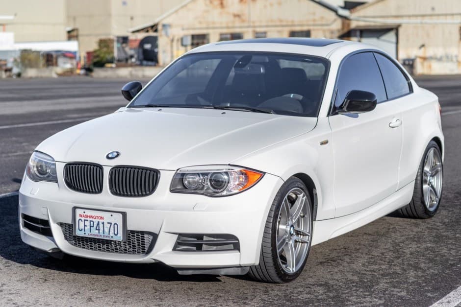 2013 BMW E82/E88 1-Series sold for $26,500