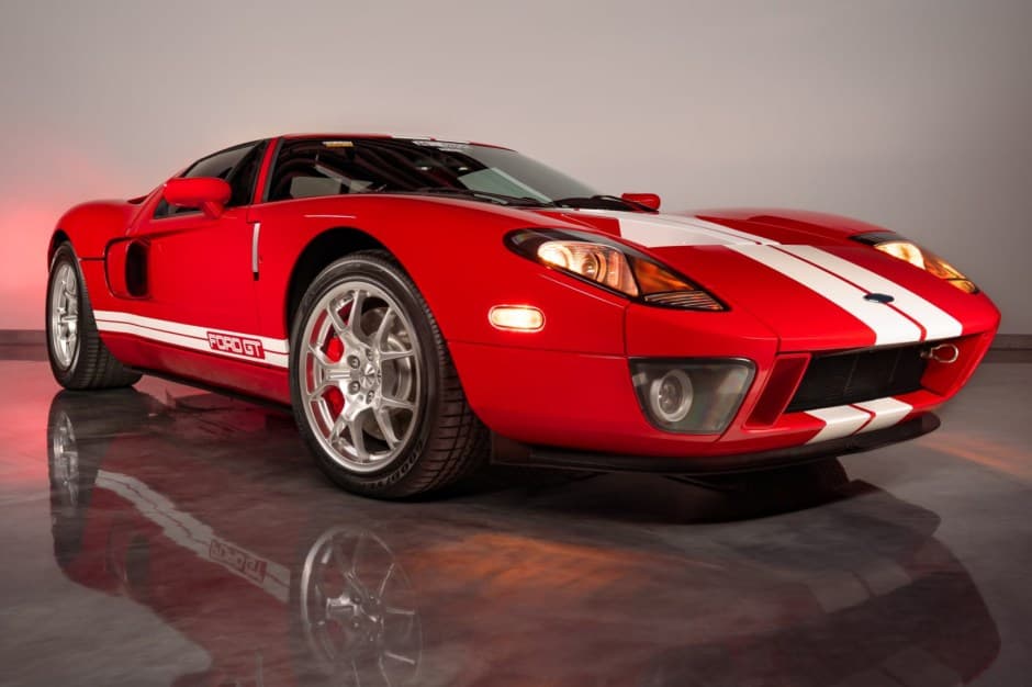 2005 Ford GT 1st Generation sold for $443,000