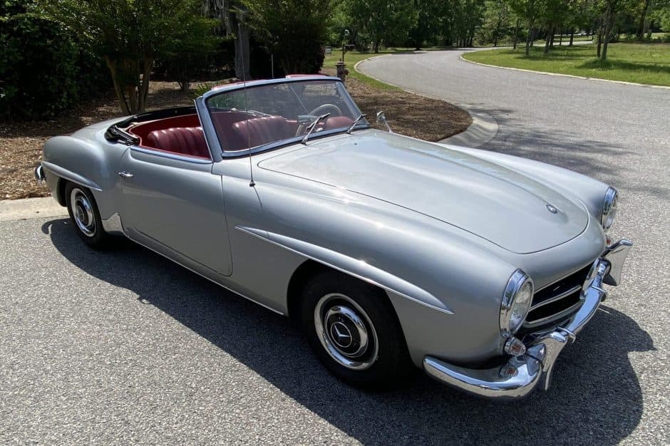 1963 Mercedes-Benz 190SL sold for $83,000