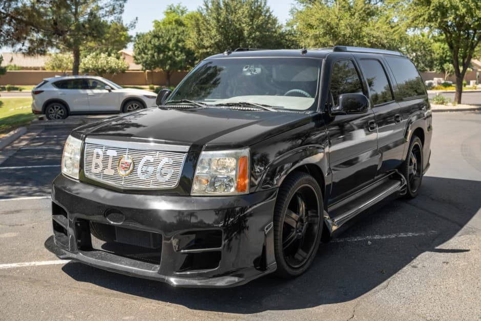 2003 Cadillac Escalade & EXT GMT800 (2002-2006) sold for $17,000