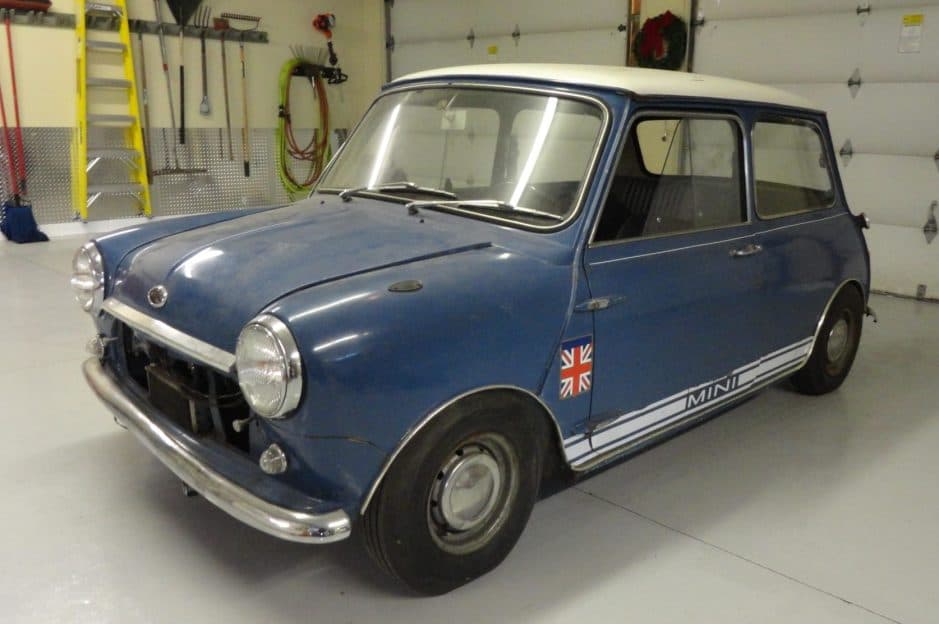 1968 Mini Mk I-III Cooper sold for $13,500