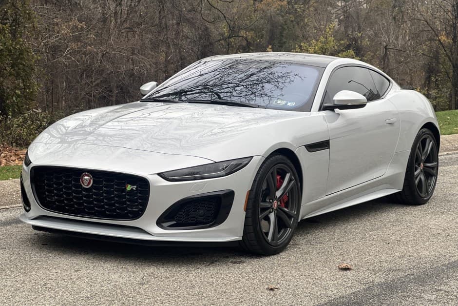 2022 Jaguar F-Type sold for $90,000