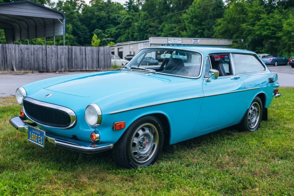 1972 Volvo 1800ES sold for $25,850