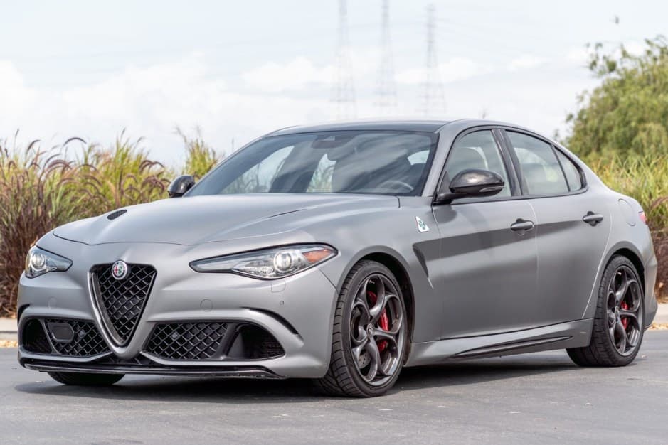 2019 Alfa Romeo 952 Series Giulia sold for $53,000