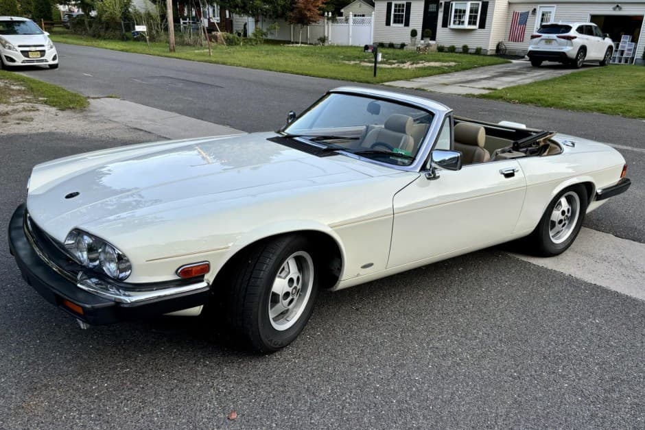 1988 Jaguar XJS sold for $8,150