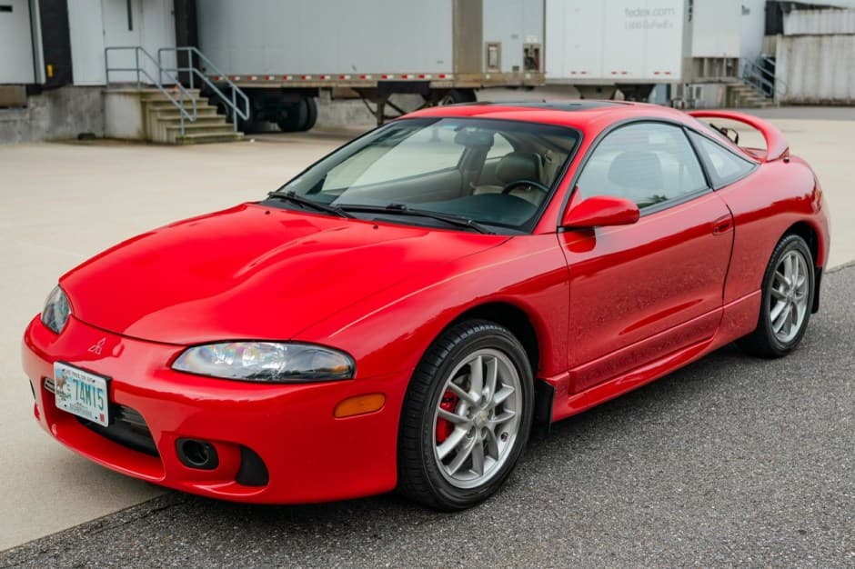 1999 Mitsubishi Eclipse, Eagle Talon, & Plymouth Laser sold for $31,000