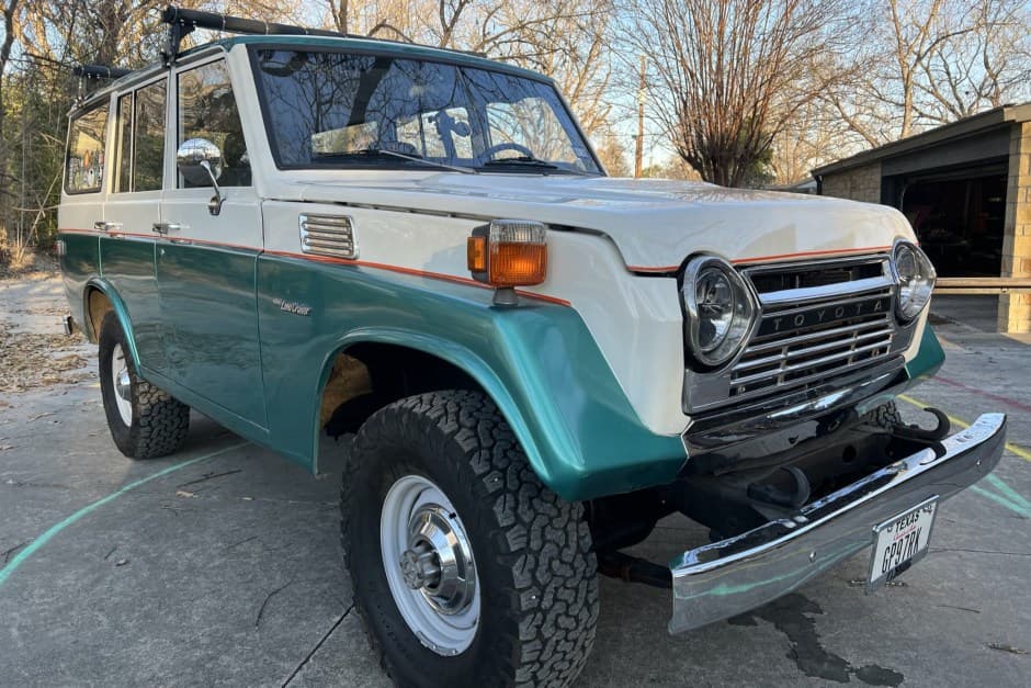 1978 Toyota Land Cruiser FJ55 sold for $62,000