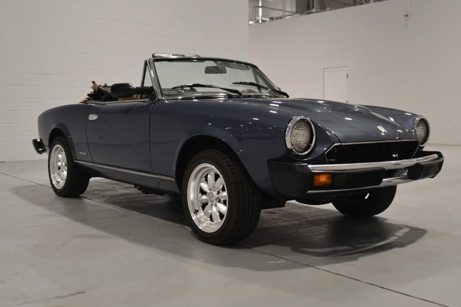 1985 Fiat 124 Spider (1966-1985) sold for $27,830
