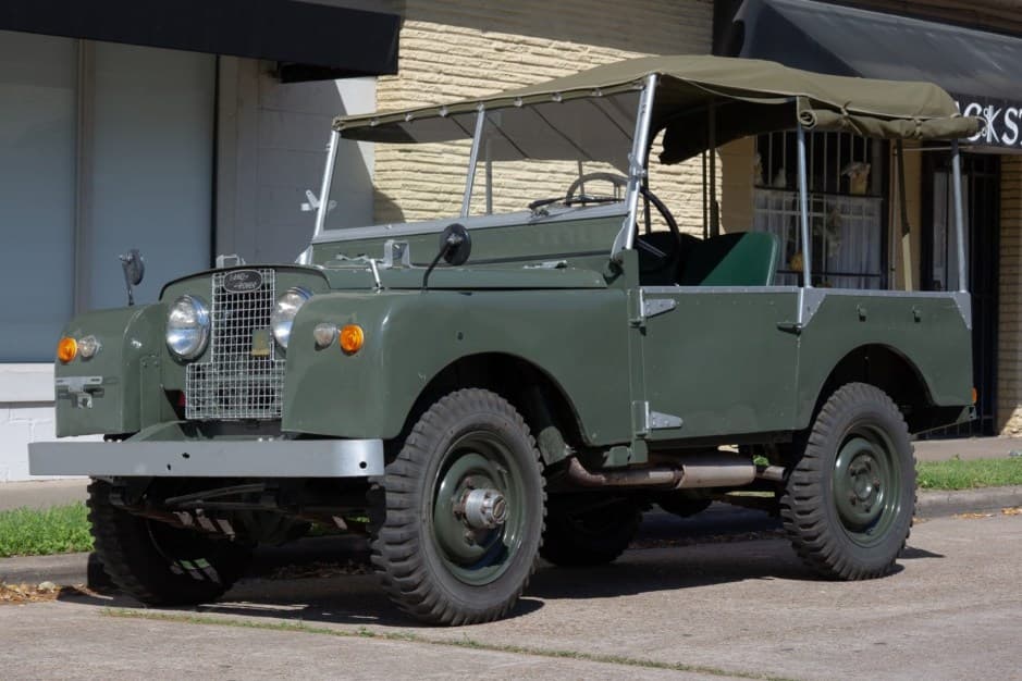 1952 Land Rover Series 88 sold for $25,500
