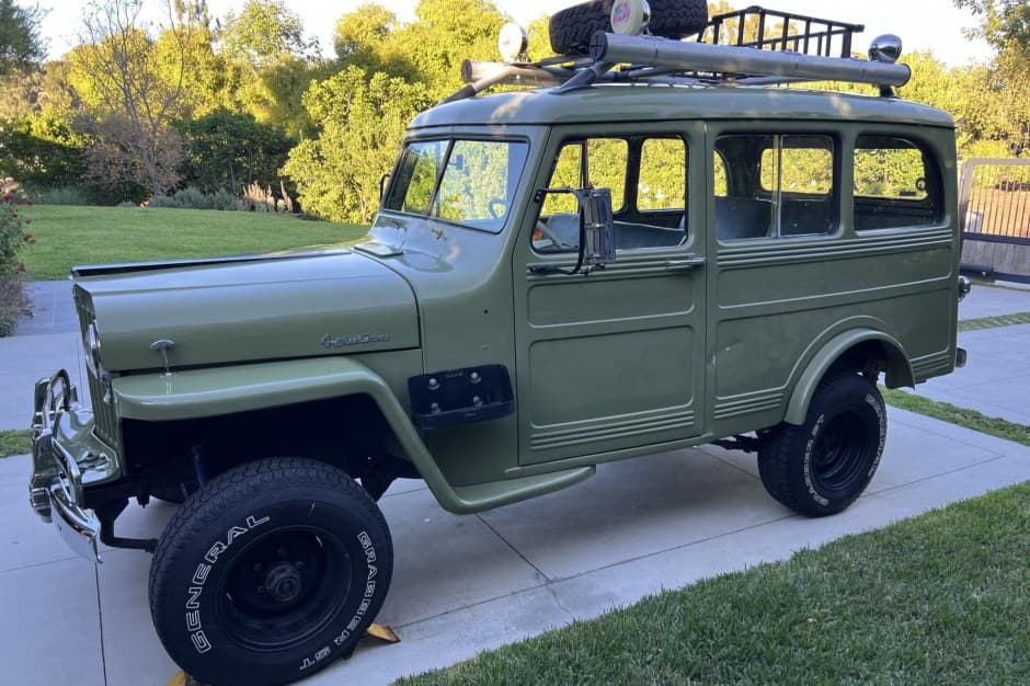 0 Willys Jeep Wagon sold for $5,500