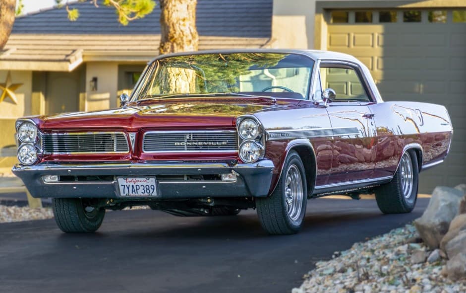 1963 Pontiac Bonneville sold for $47,500