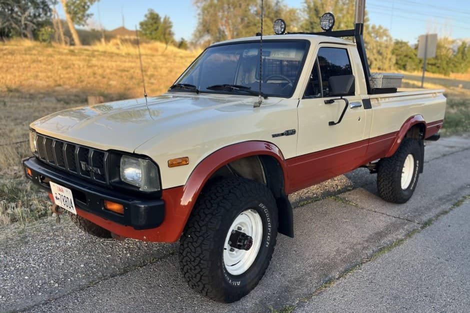 1983 Toyota Pickup (N30/N40 1978-1983) sold for $11,000