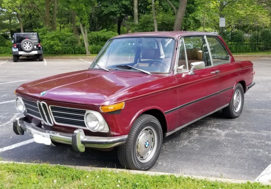 1972 BMW 2002 sold for $5,600