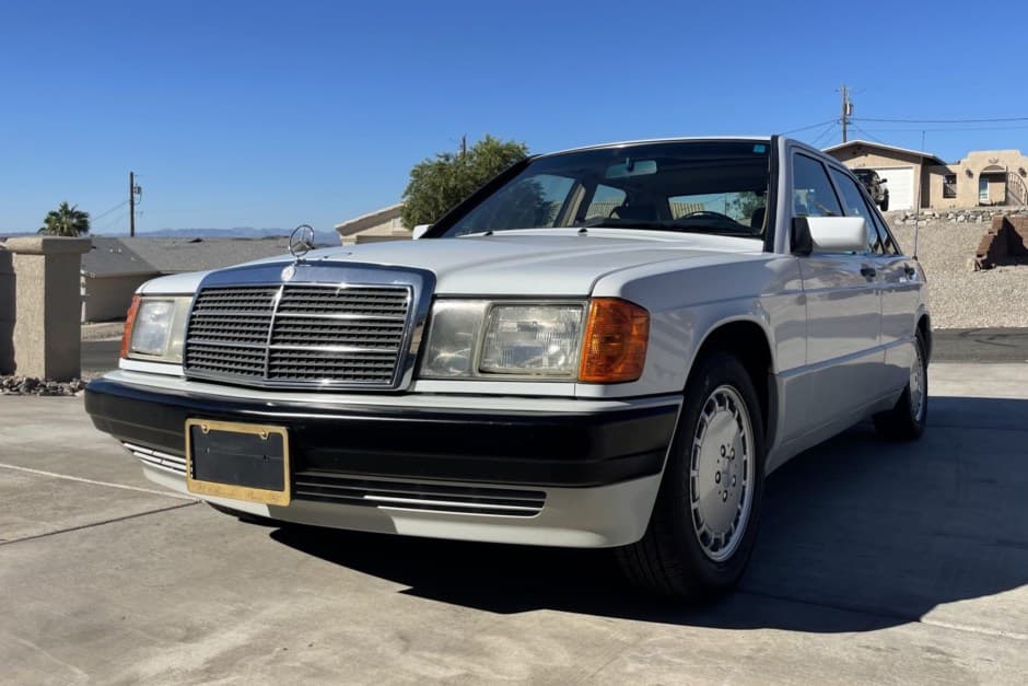 1991 Mercedes-Benz W201 190 sold for $5,600