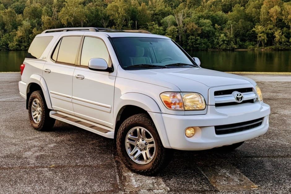 2005 Toyota Sequoia sold for $20,750
